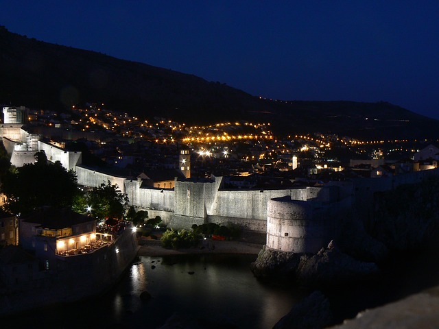 Dubrovnik bei Nacht